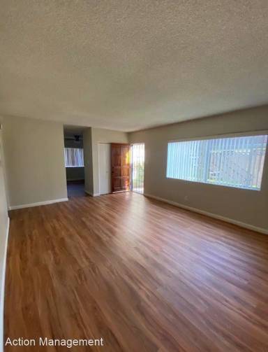 Main picture of 775 Newport Ave