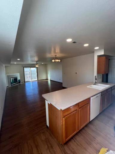 Main picture of 764 E Clarion Dr