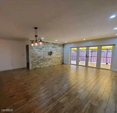 Main picture of 7146 Ballantrae Ct