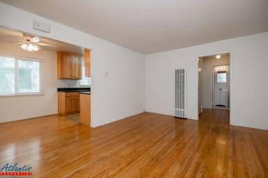 Main picture of 2355 Sutter Ave