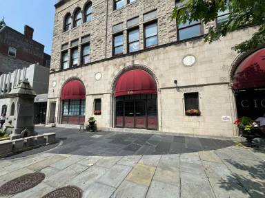 Main picture of 535 Main St