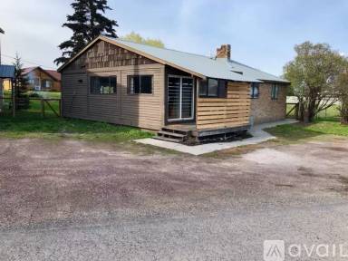 Main picture of 105 Welf Ln