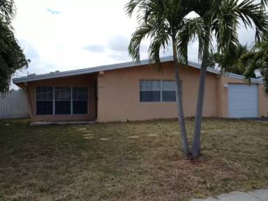 Main picture of 309 NW 44th Ave