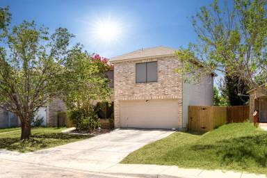 Main picture of 10634 Cavelier Pt