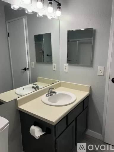 Main picture of 337 Wright St