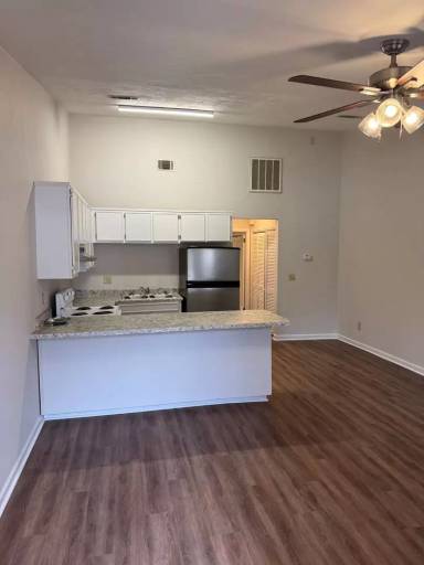 Main picture of 2135 Continental Ave