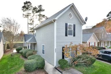 Main picture of 407 Devlin Pl