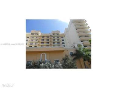 Main picture of 215 SW 42nd Ave