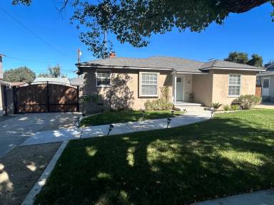 Main picture of 1307 College Ave