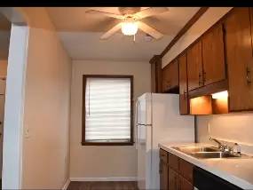 Main picture of 2904 Scotsman Rd