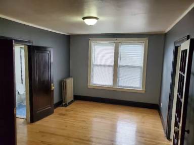 Main picture of 828 W Willis St