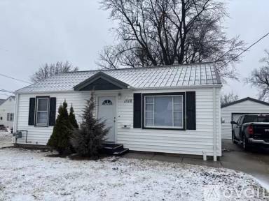 Main picture of 1516 E Pauline St