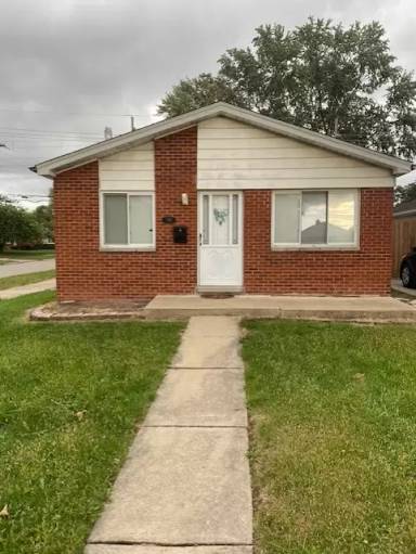 Main picture of 7819 Birch St