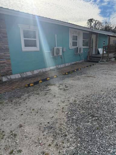 Main picture of 330 Palm Ave