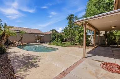 Main picture of 1333 W Glenmere Dr
