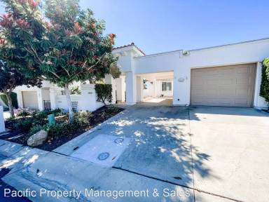 Main picture of 4647 Cordoba Way