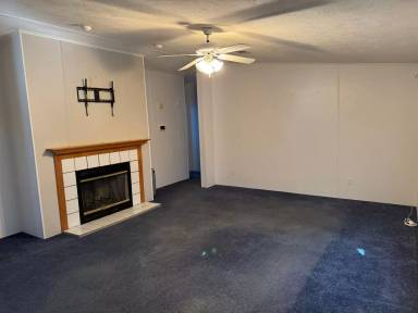 Main picture of 11 Gianni Ln