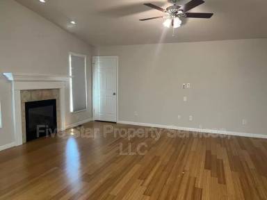 Main picture of 1408 School House Ln