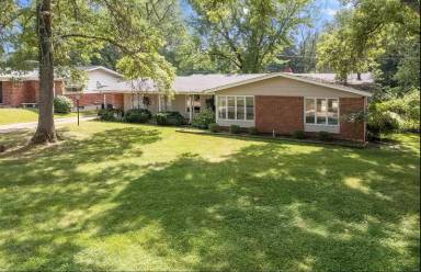Main picture of 494 Trailwood Dr