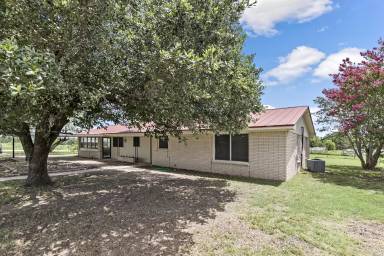 Main picture of 3897 Zulch Rd