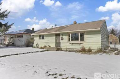 Main picture of 308 W Longfellow Ave