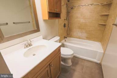 Main picture of 20 Burbage Ct