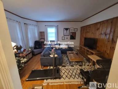 Main picture of 18 Brackett St