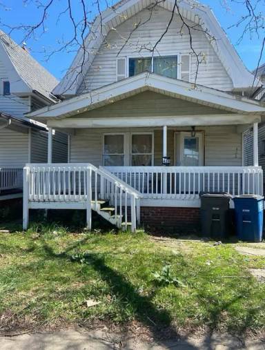 Main picture of 438 3rd St