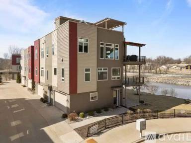 Main picture of 1155 E Banta Ct