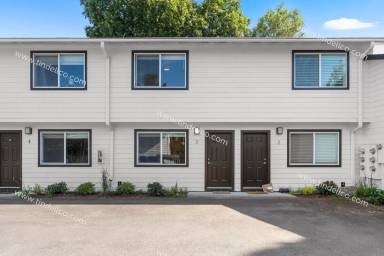 Main picture of 8019 SW 35th Ave