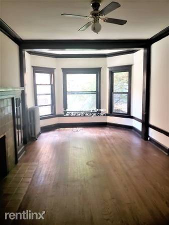 Main picture of 2418 N Sawyer Ave