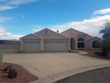 Main picture of 2916 Huntington Ln