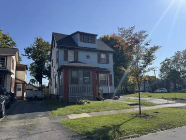 Main picture of 72 Hollister St