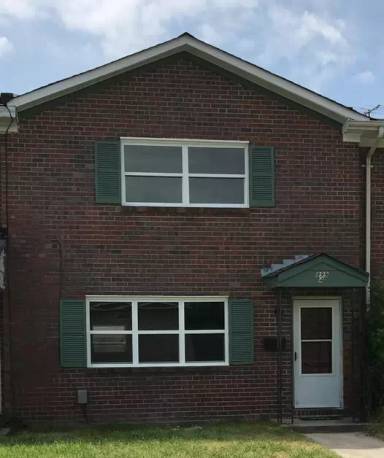 Main picture of 899 S Club House Rd