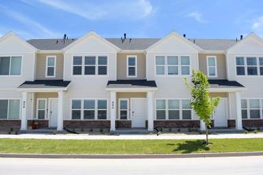 Main picture of 952 N 920