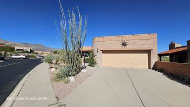 Main picture of 5096 N Via Velazquez