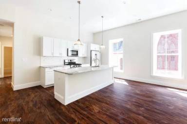 Main picture of 1888 Washington St