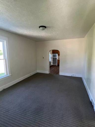 Main picture of 331 E 2nd St