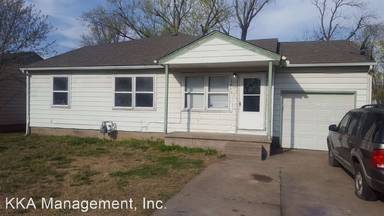 Main picture of 1813 S Oak Ave