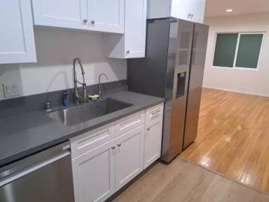 Main picture of 4604 Franklin Ave