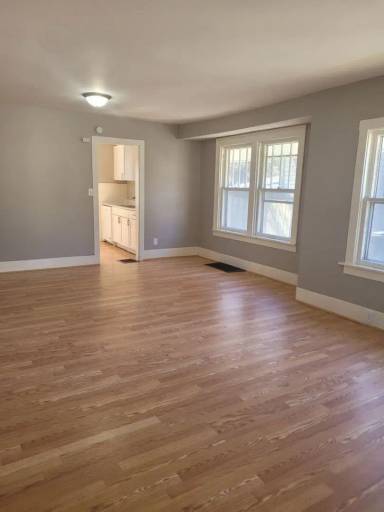 Main picture of 639 W Graham Ave