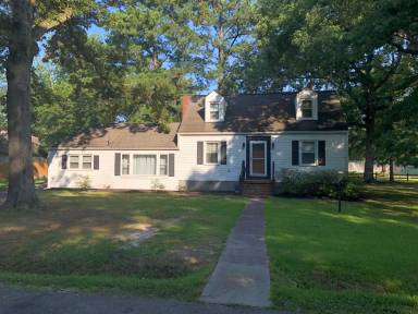 Main picture of 311 Mimosa Dr