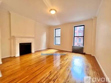 Main picture of 69 W 55th St