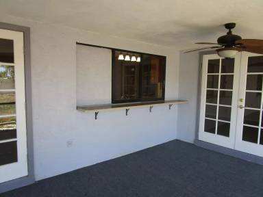 Main picture of 1814 SE 4th St
