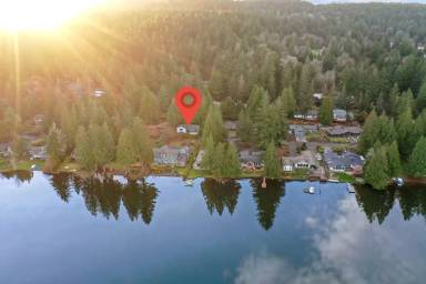 Main picture of 1803 Camelot Park SW