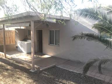 Main picture of 832 E 7th St