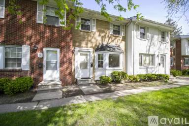 Main picture of 2731 Glendale Ave