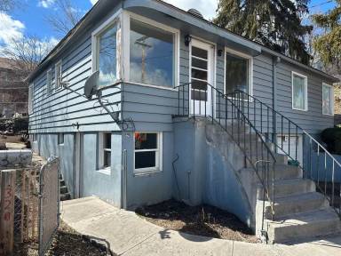 Main picture of 328 N 7th St