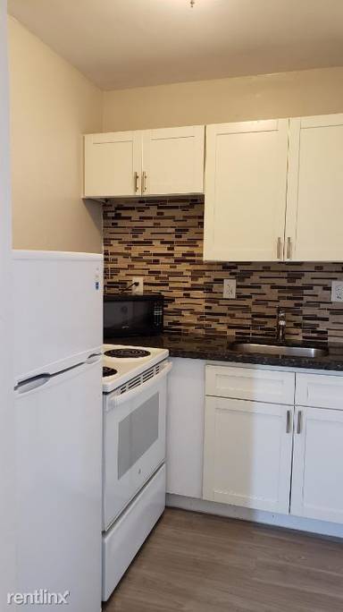Main picture of 741 Hibiscus Ave