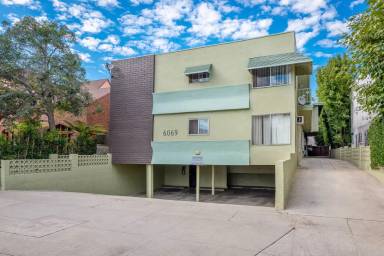 Main picture of 6069 Saturn St